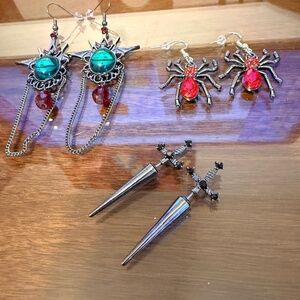 Gothic earring jewelry lot